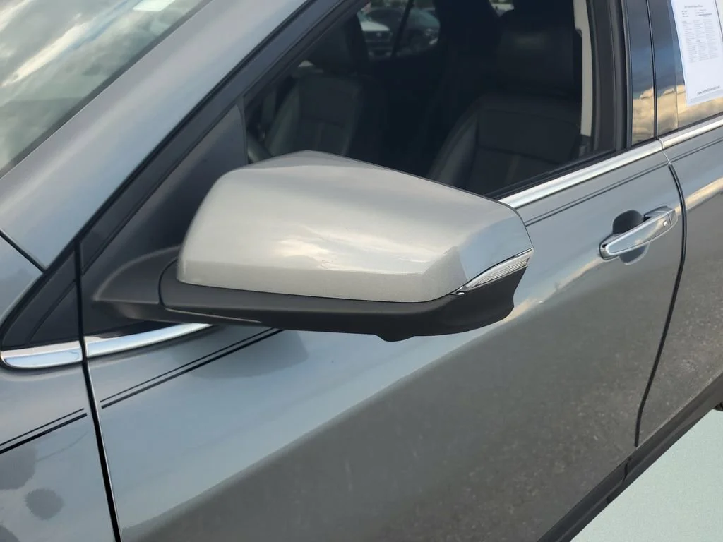 Used 2023 Sterling Gray Metallic Chevrolet Premier image 26