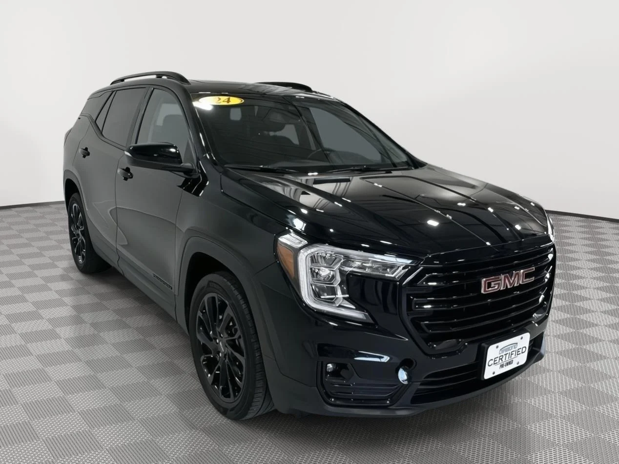Used 2024 Ebony Twilight Metallic GMC SLT image 7