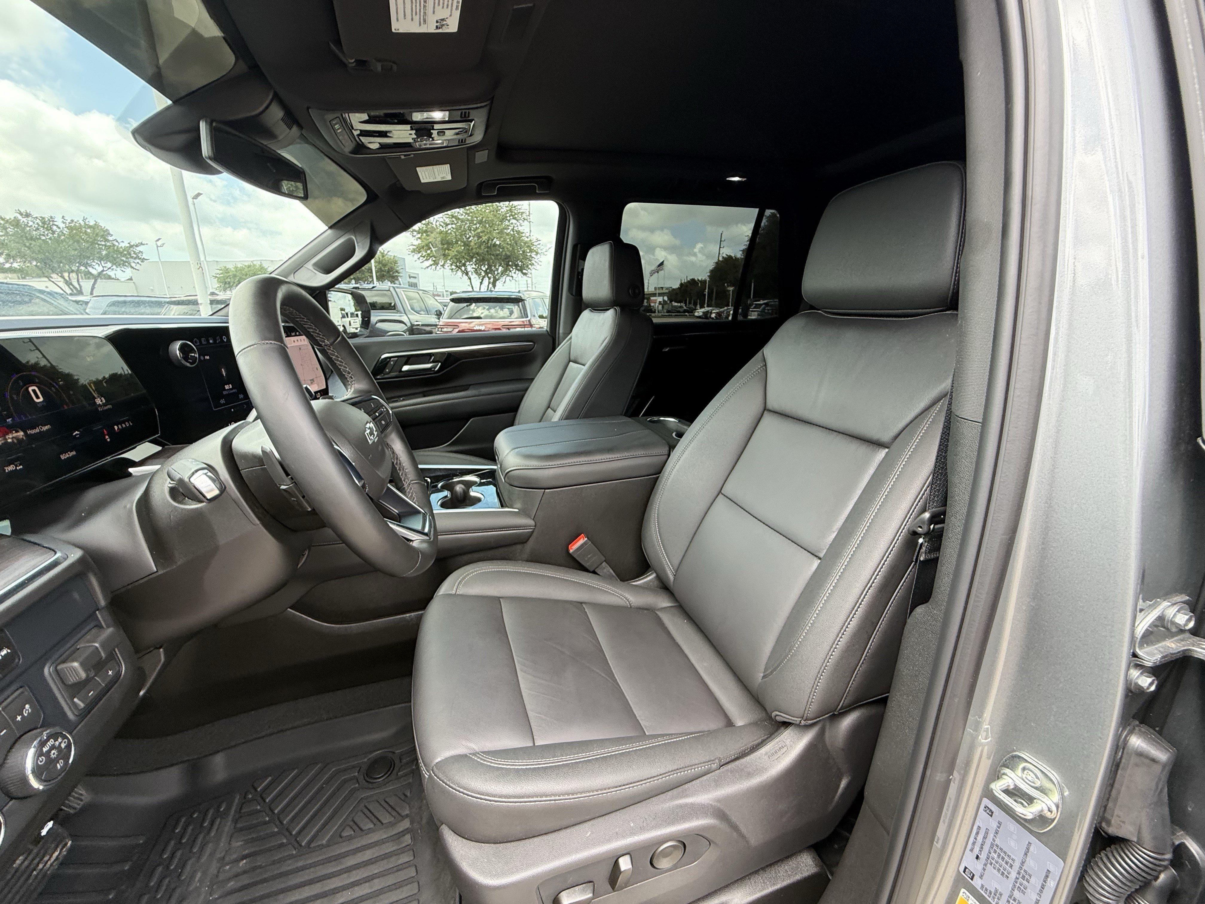 Used 2026 Sterling Gray Metallic Chevrolet Z71 image 26