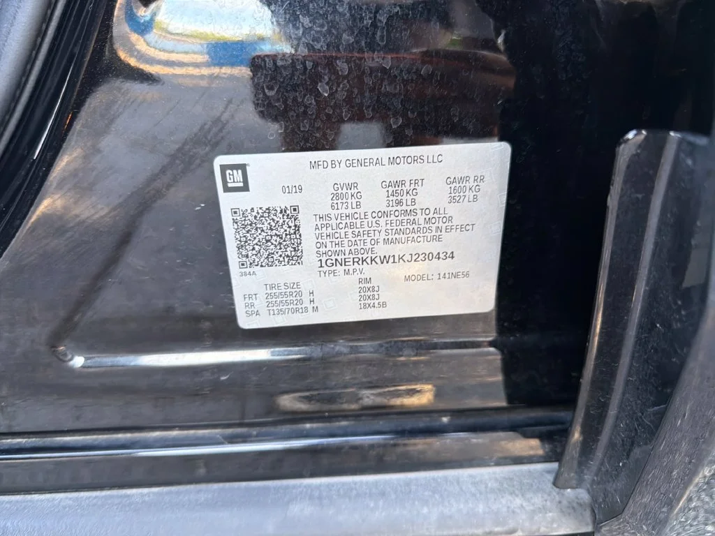 Used 2019 Black Chevrolet Premier image 29