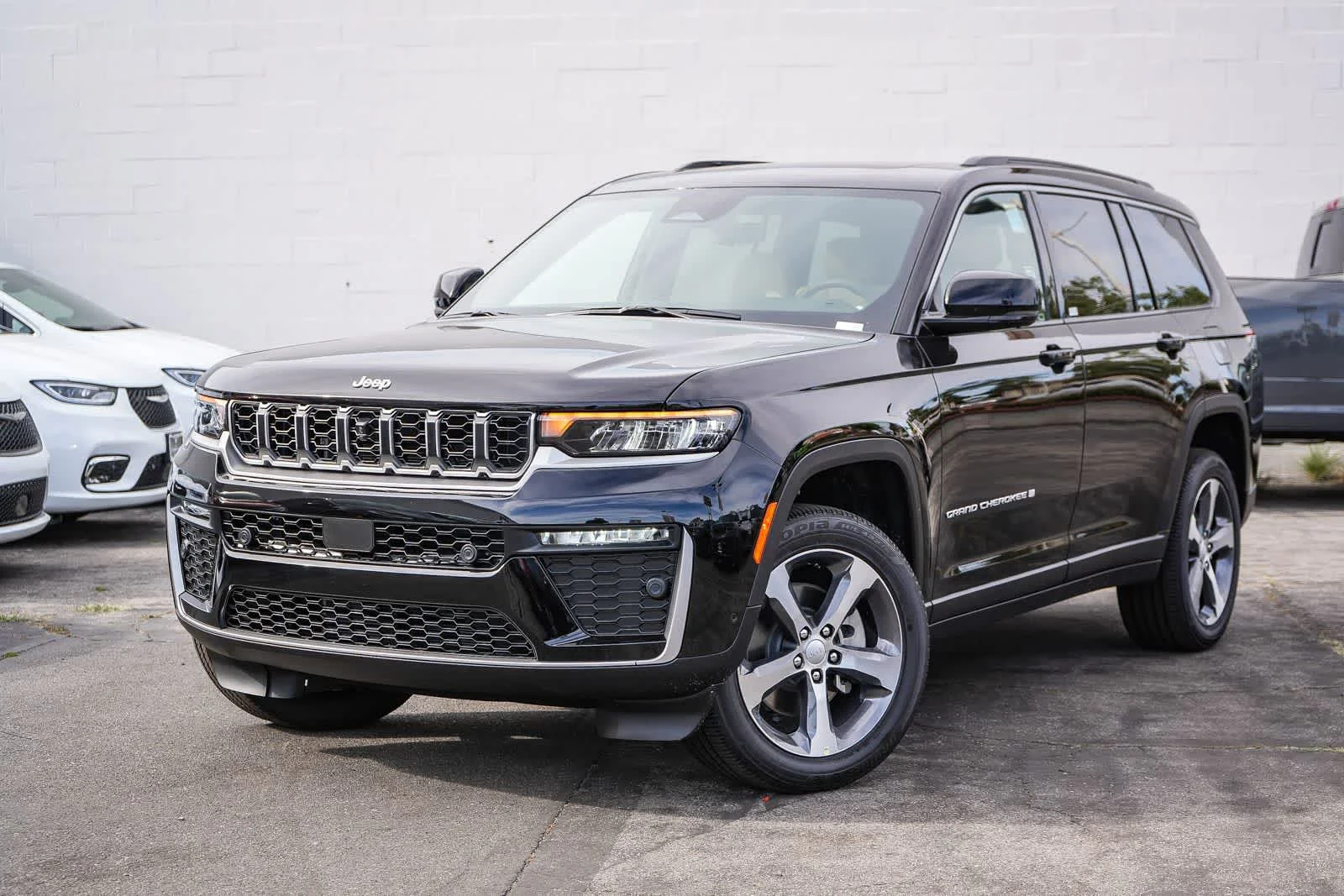 2022 Jeep Grand Cherokee L for Sale Near Santa Ana, CA