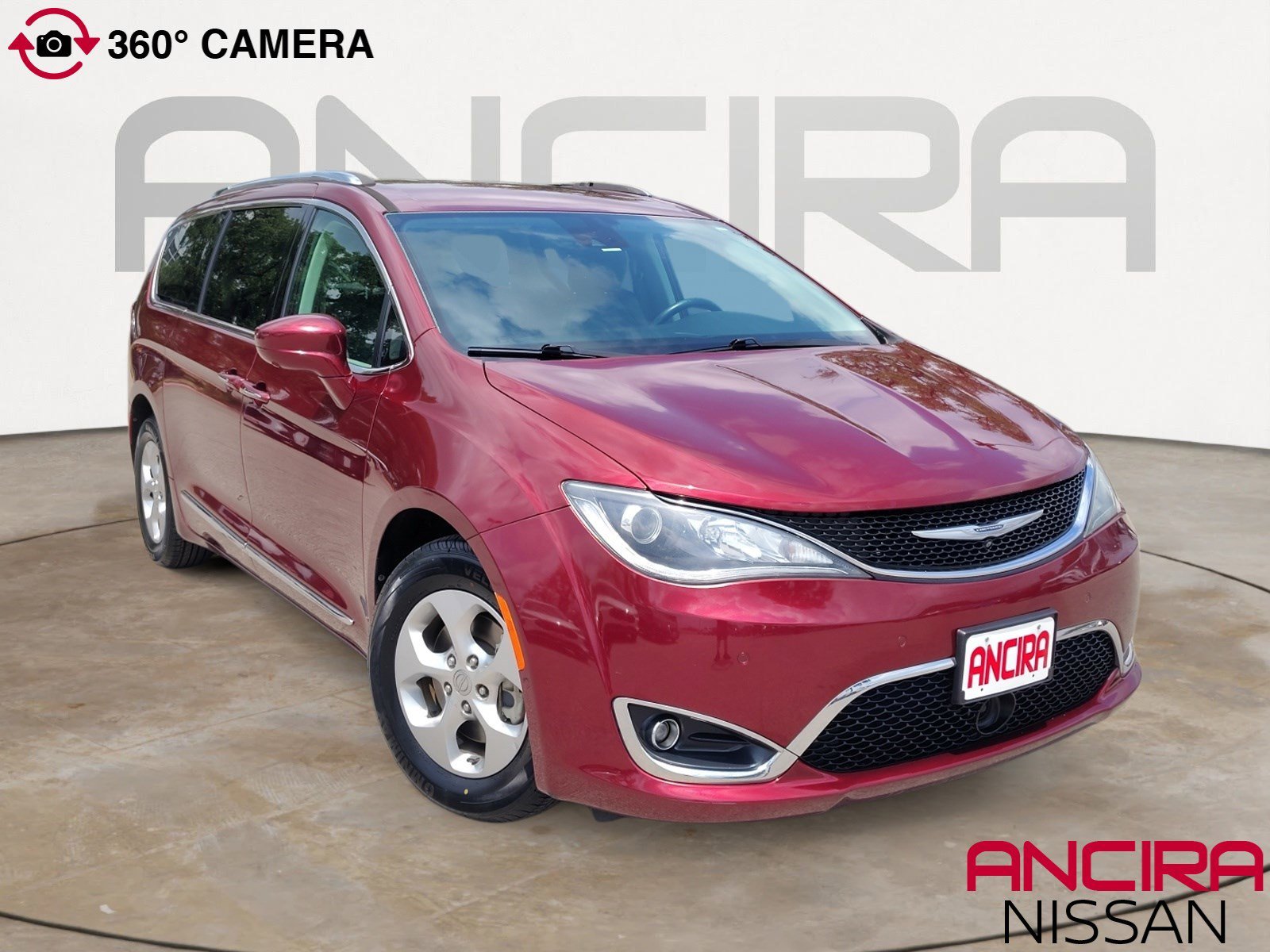 2017 Chrysler Pacifica Touring-L Plus's photo