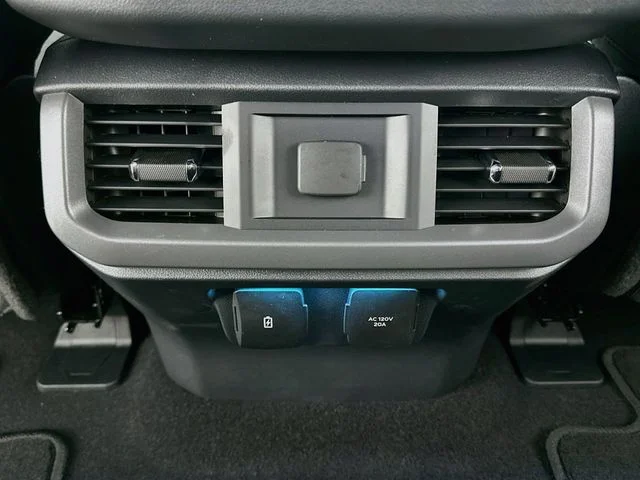 New 2026 White Ford XLT image 12