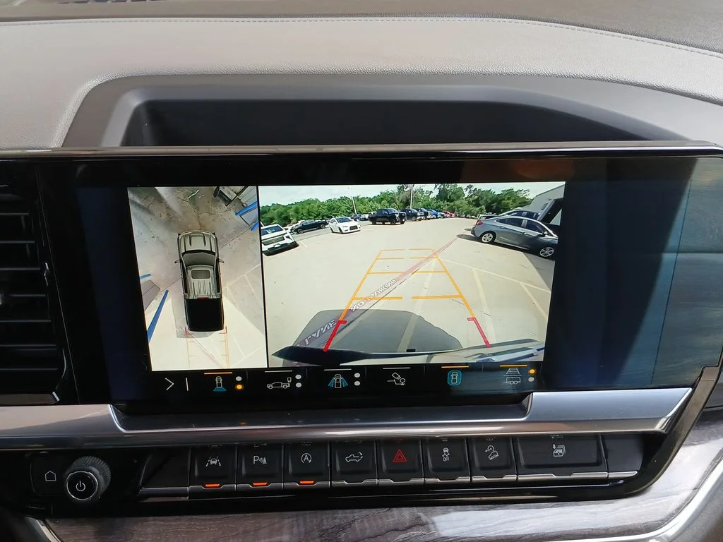 2023 Chevrolet Silverado 1500 LTZ - Photo 15