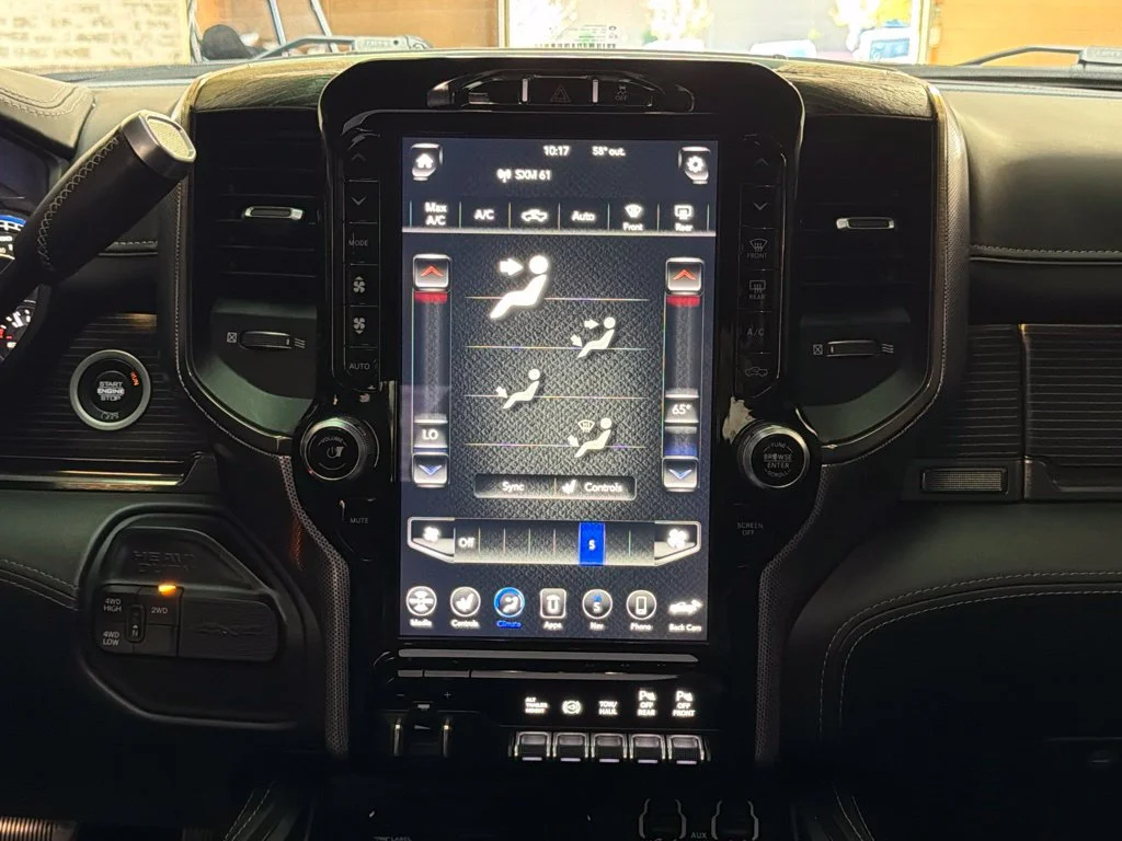 Used 2019 Diamond Black Crystal Pearlcoat Ram Limited image 21