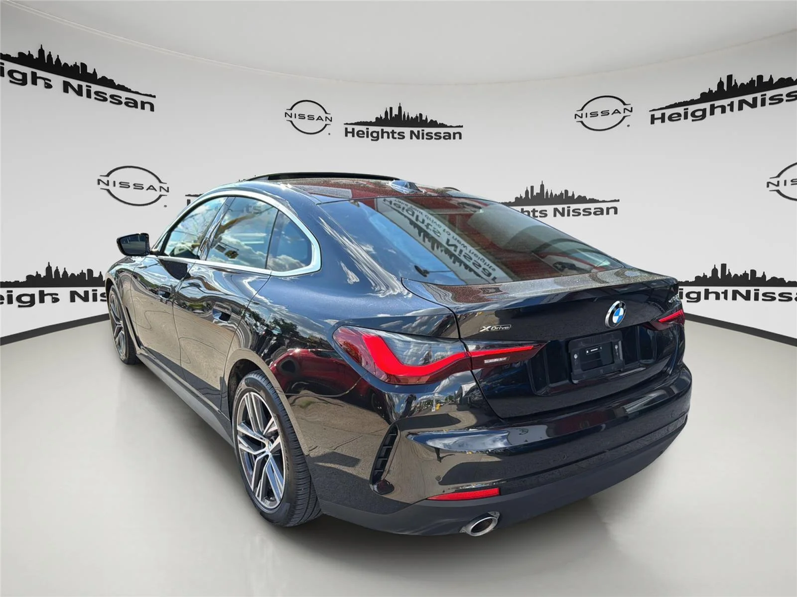 Used 2025 BLACK BMW 430i xDrive image 3
