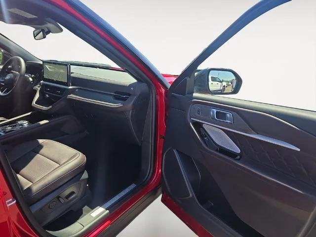 New 2026 Rapid Red Metallic Tinted Clearcoat Ford Platinum™ image 28