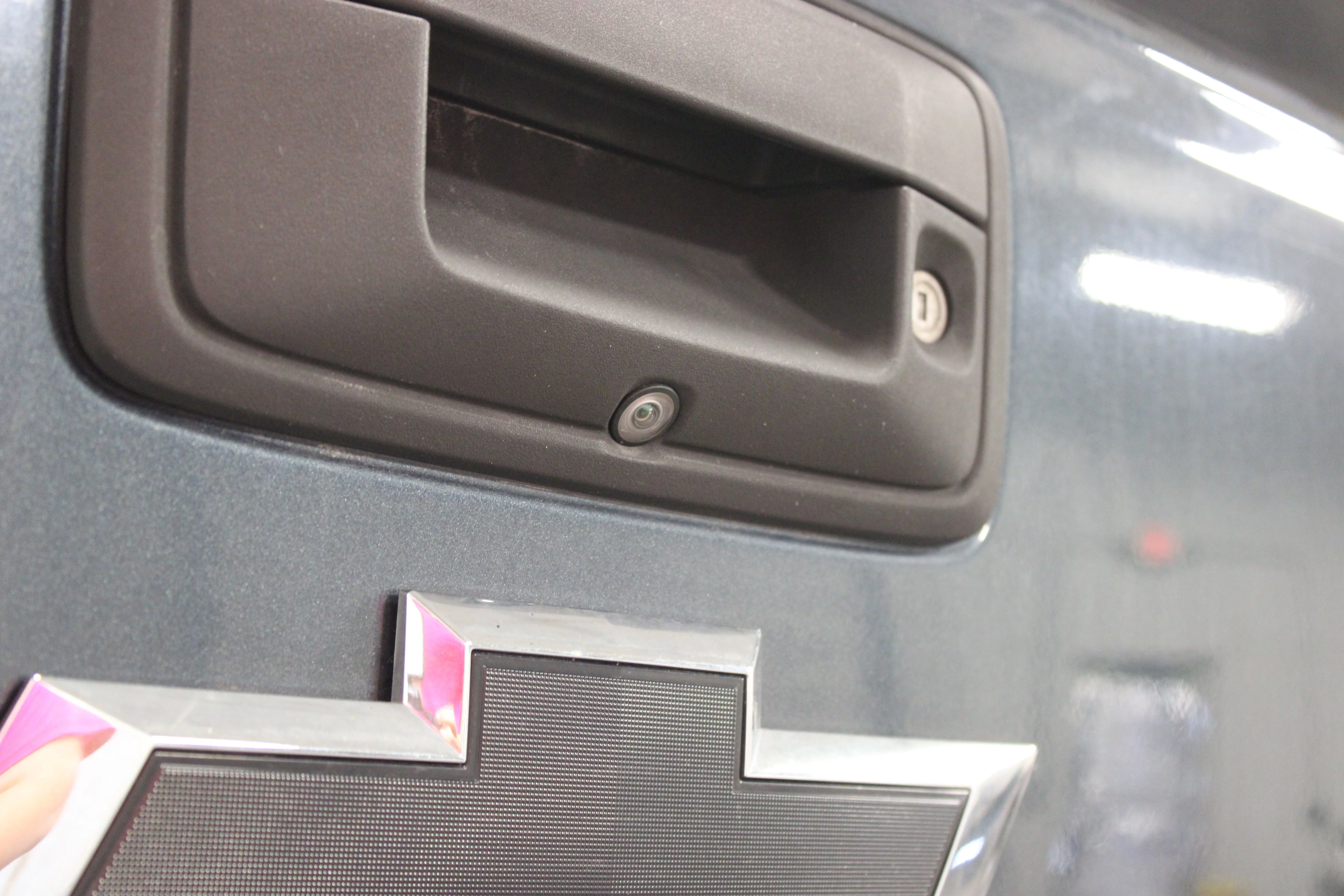 Used 2019 Shadow Gray Metallic Chevrolet Z71 image 13