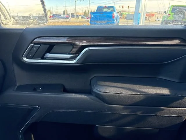 2025 Chevrolet Silverado 1500 LT - Photo 22