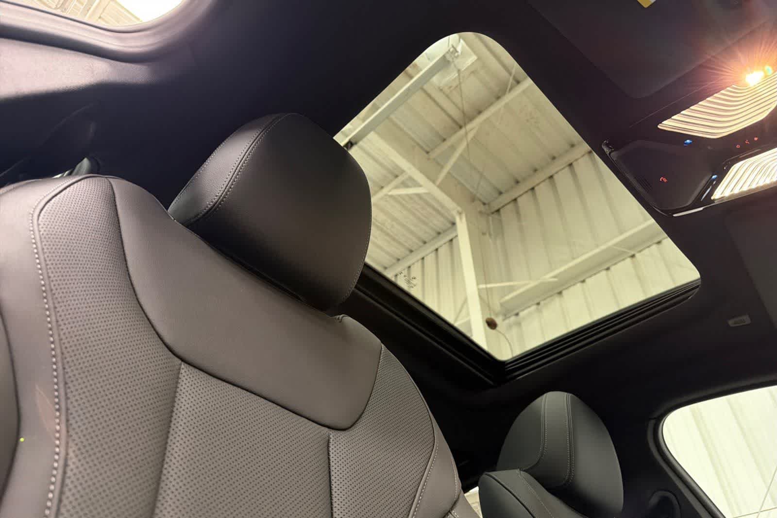New 2026 Skyscraper Grey Metallic BMW eDrive40 image 16