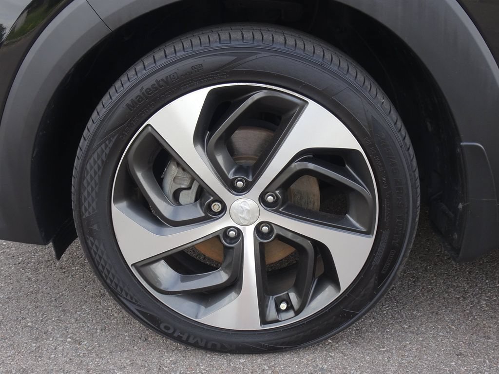Used 2017 Ash Black Hyundai Limited image 27