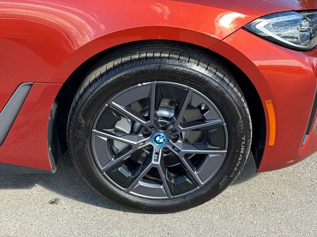 Used 2023 Orange BMW eDrive35 image 7