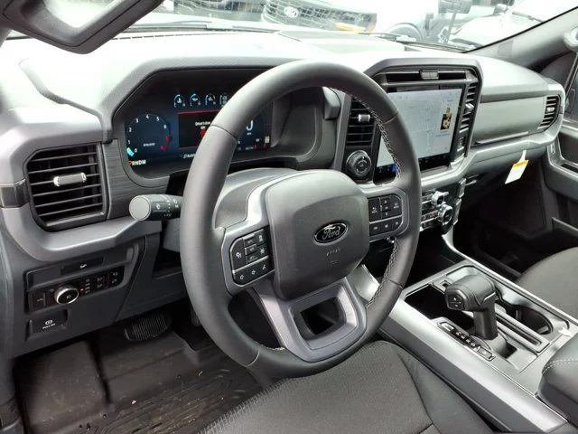 New 2026 Silver Ford XLT image 6