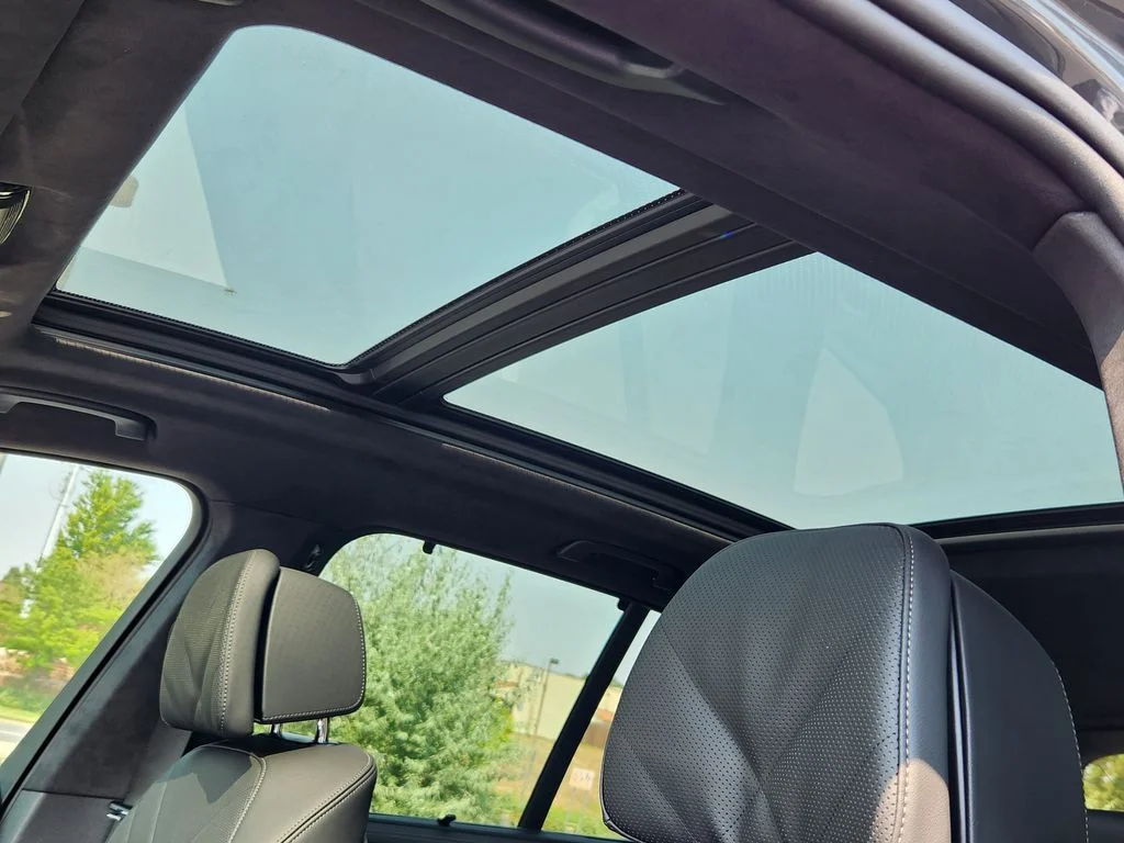 New 2026 Dravit Grey Metallic BMW xDrive50e image 20