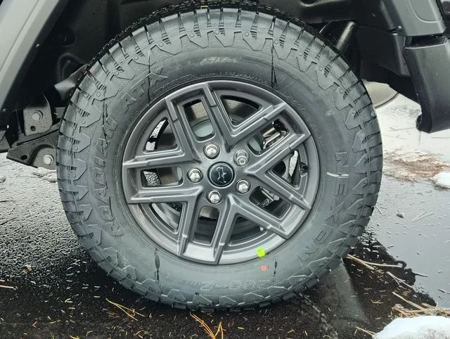 New 2026 Black Clear-Coat Exterior Paint Jeep Sport S image 32