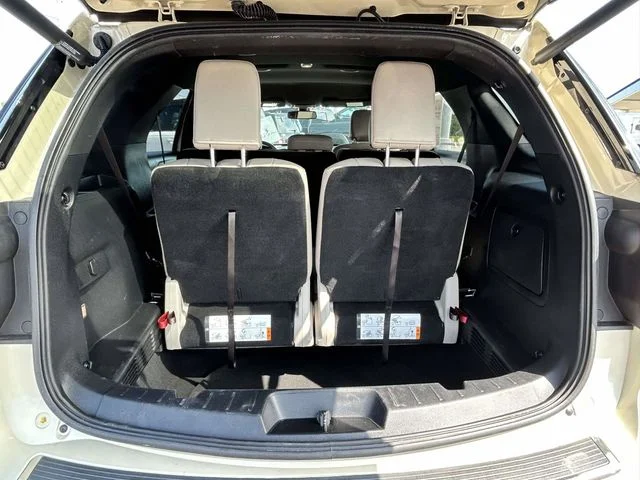 Certified Used 2018 Tan Ford XLT image 10