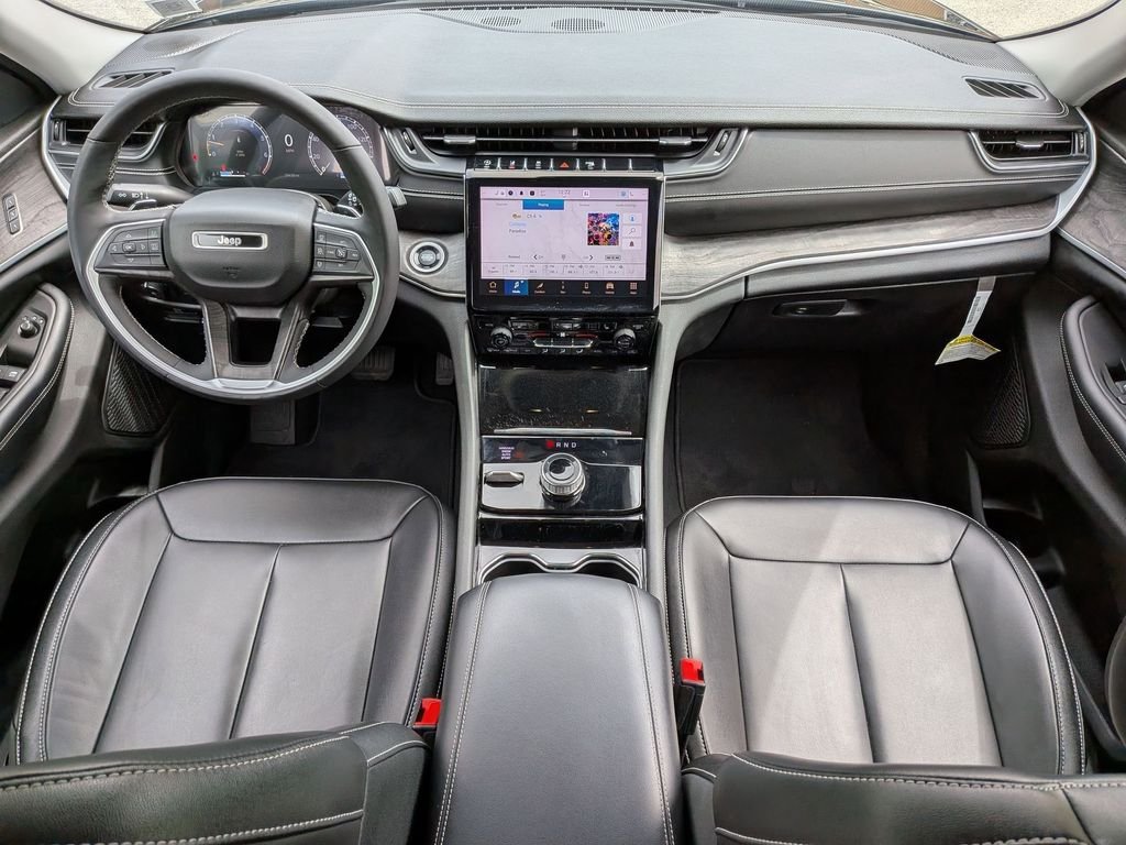 Used 2023 Black Jeep Limited image 22