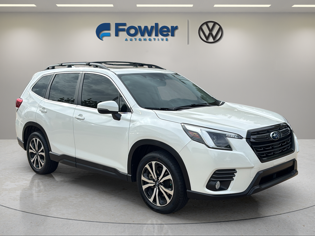 2023 Subaru Forester Limited's photo
