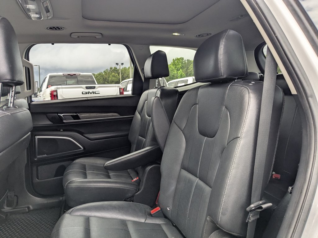Used 2021 Wolf Gray Kia SX image 27