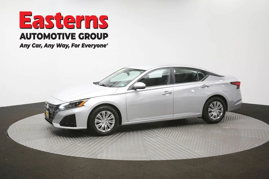 Used 2023 Silver Nissan 2.5 S image 56