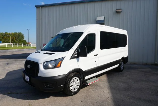 New 2026 Oxford White Ford Passenger Van XL image 6