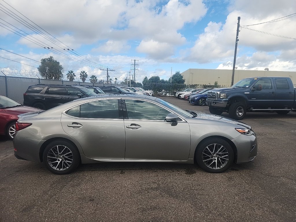 Used 2017 Silver Lexus 350 image 16