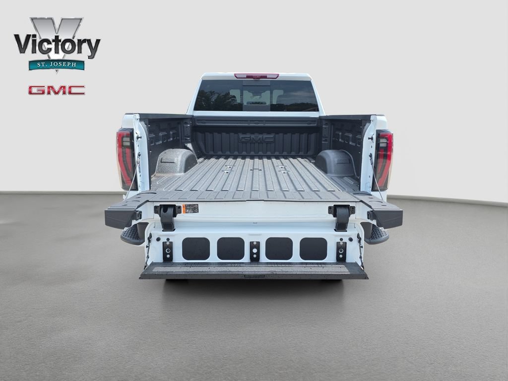2026 GMC Sierra 2500HD AT4 - Photo 17