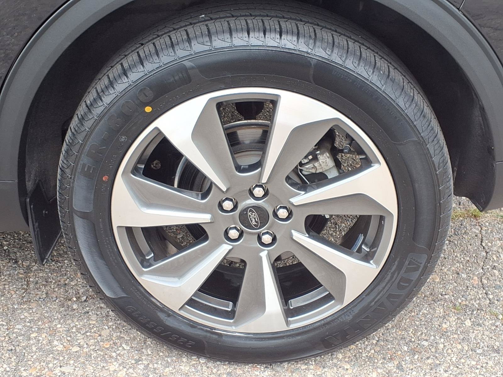 Used 2024 Agate Black Metallic Ford Platinum image 31