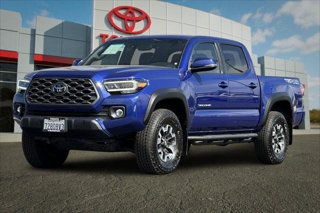 Certified Used 2023 BLUE CRUSH METALLIC Toyota  image 7