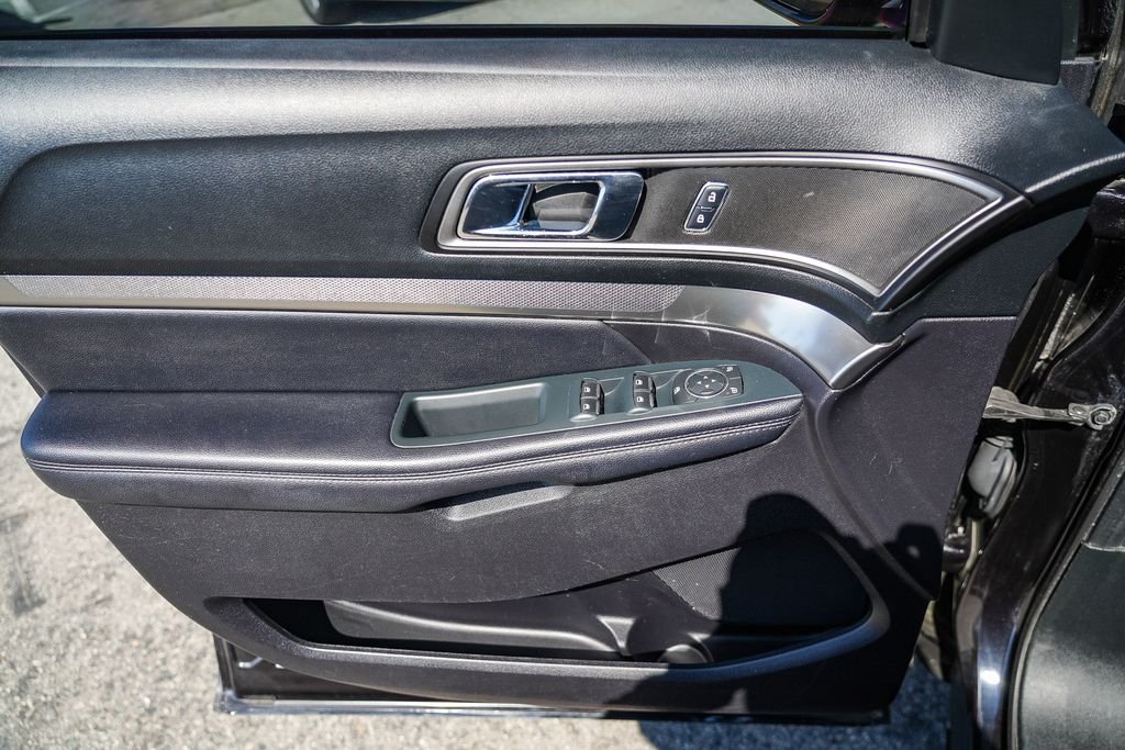 2019 Ford Explorer XLT - Photo 20