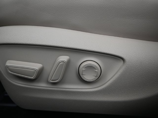 Used 2025 Blueprint Toyota XLE image 10