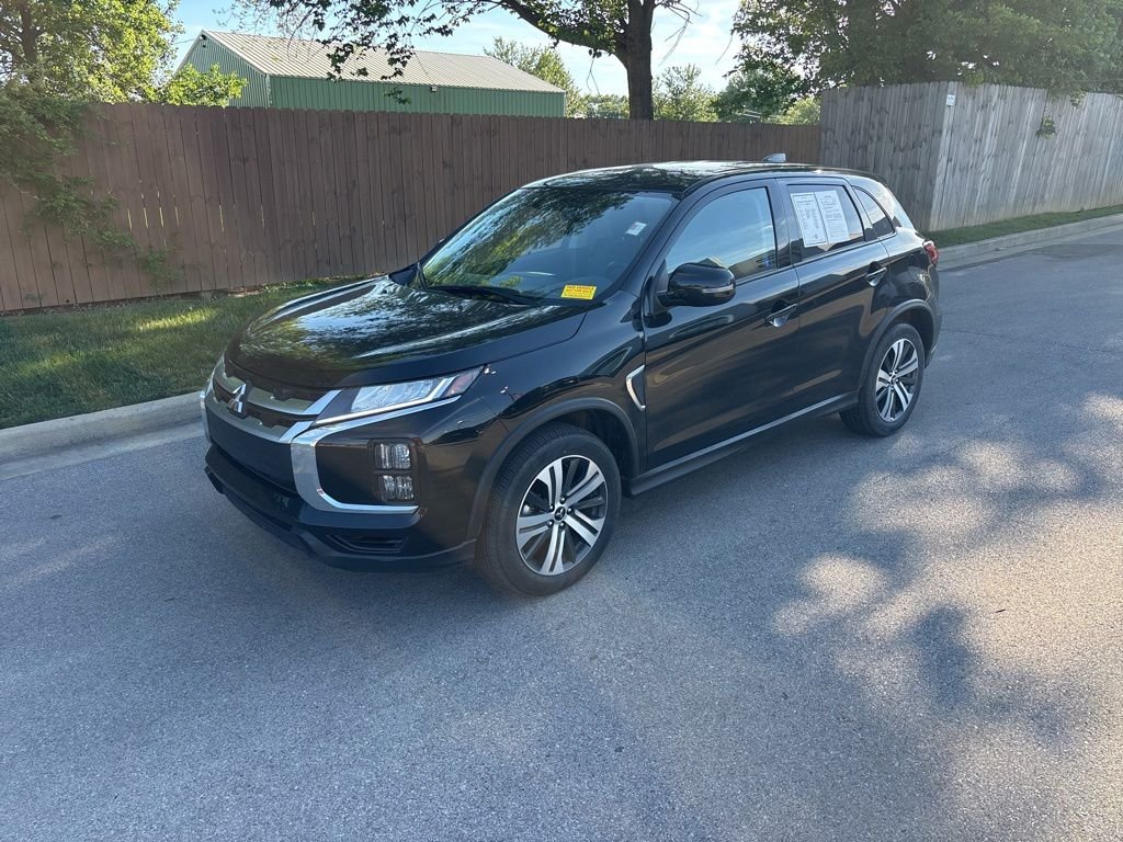 2025 Mitsubishi Outlander Sport 2.0 SE AWC CVT's photo