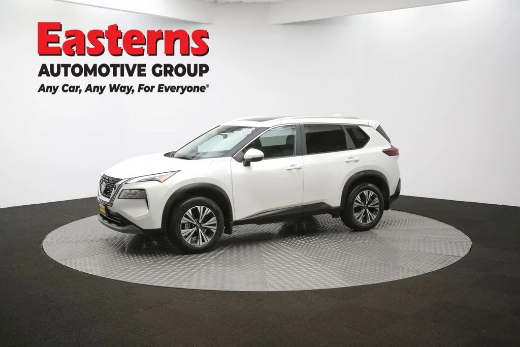 Used 2023 White Nissan SV image 59