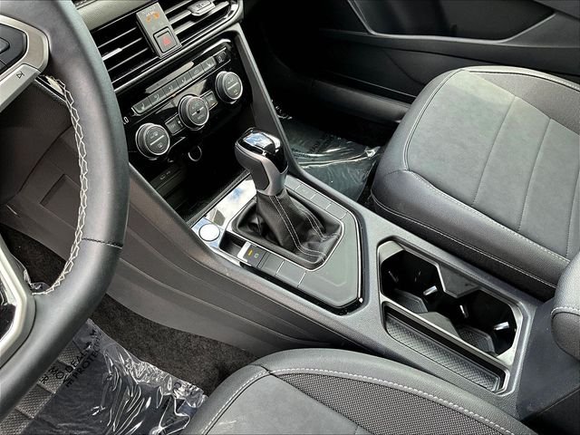 Used 2024 Silver Volkswagen 1.5T SE image 20