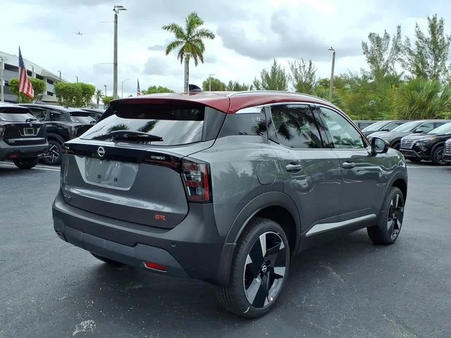 New 2026 Gun Metallic / Scarlet Ember Tintcoat Two-tone Nissan SR image 14