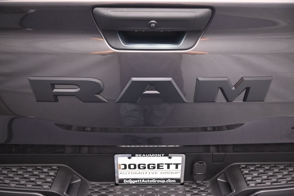 New 2026 Granite Crystal Metallic Clear-Coat Exterior Paint RAM Warlock image 12