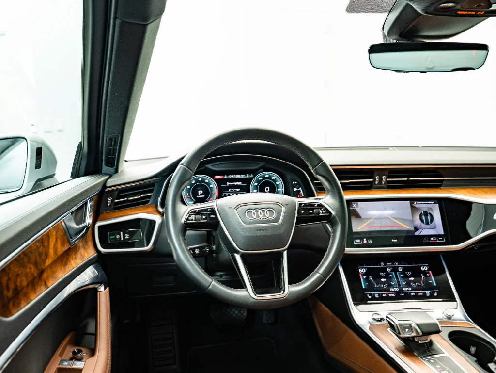Used 2023 Glacier White Audi 55 Premium Plus image 33