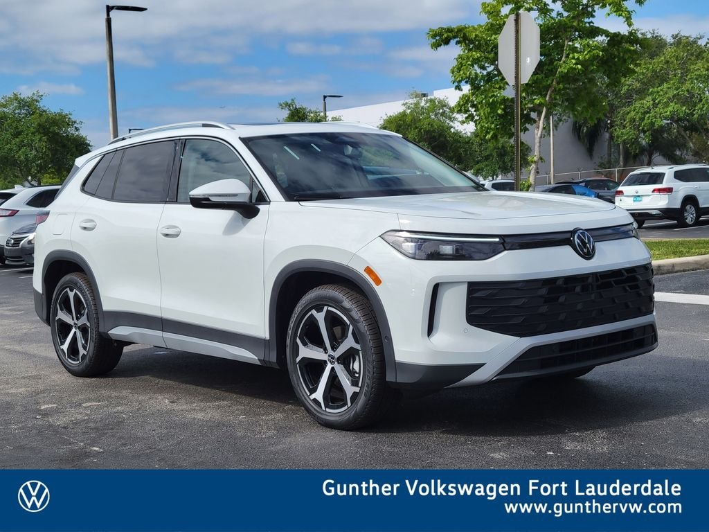 2026 Volkswagen Tiguan 2.0T SE's photo