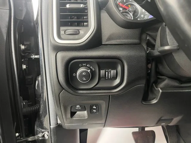 Used 2019 Black Ram Big Horn/Lone Star image 18