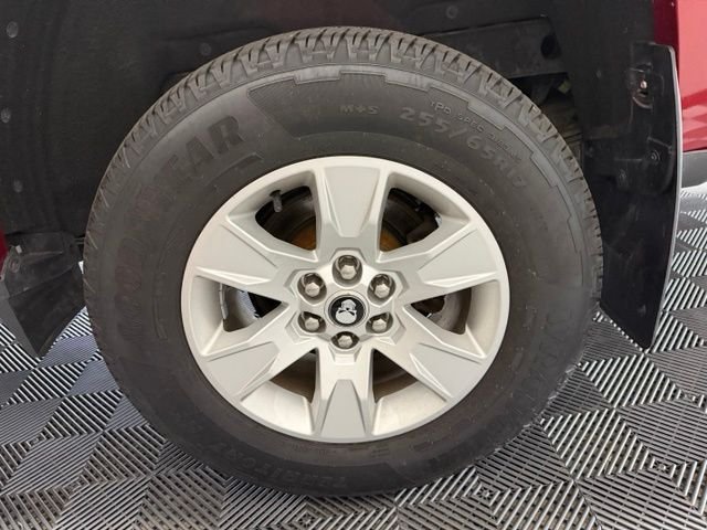 Used 2017 Quartz GMC SLE1 image 41