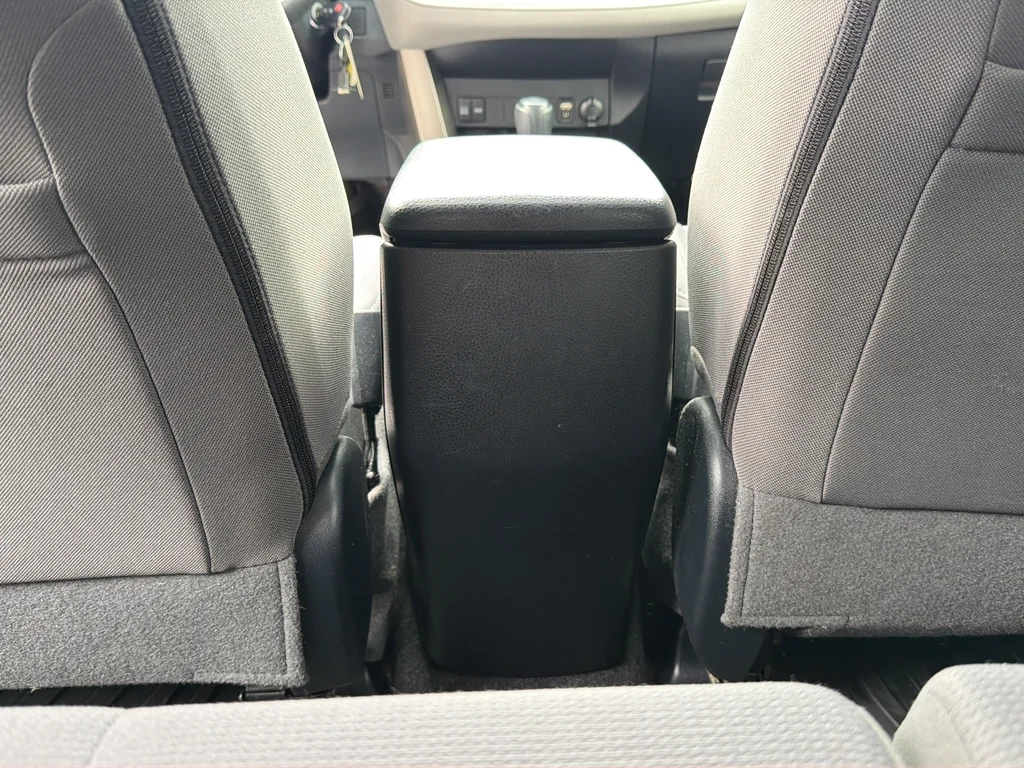 Used 2015 Red Toyota XLE image 2