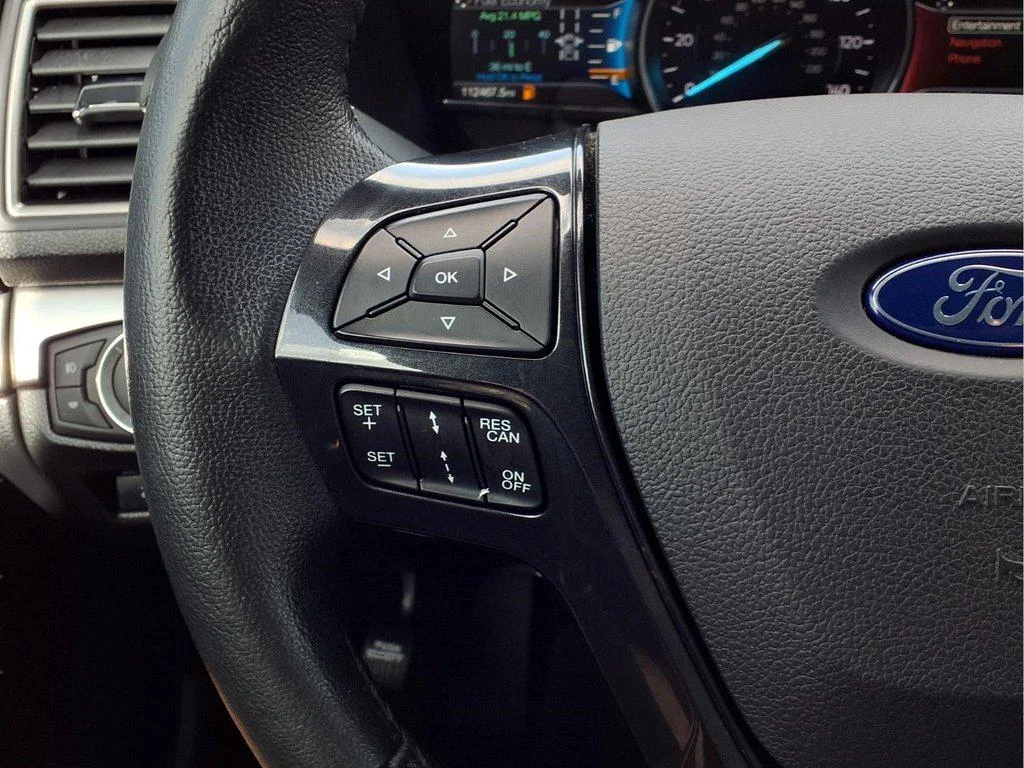 Used 2018 Oxford White Ford XLT image 22