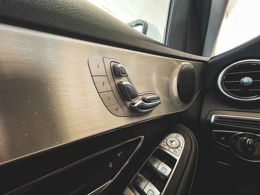 Used 2018 White Mercedes-Benz C 300 image 25