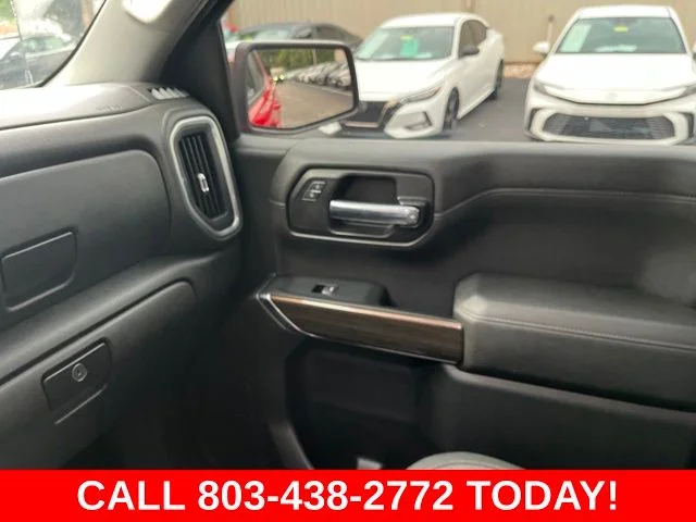 Used 2019 Red Chevrolet LT image 28