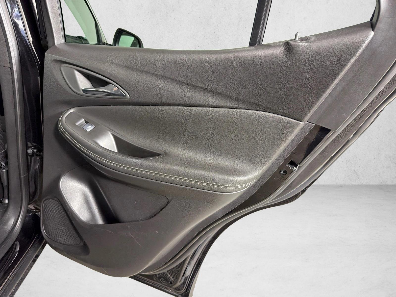 Used 2025 Ebony Twilight Metallic Buick Preferred image 16