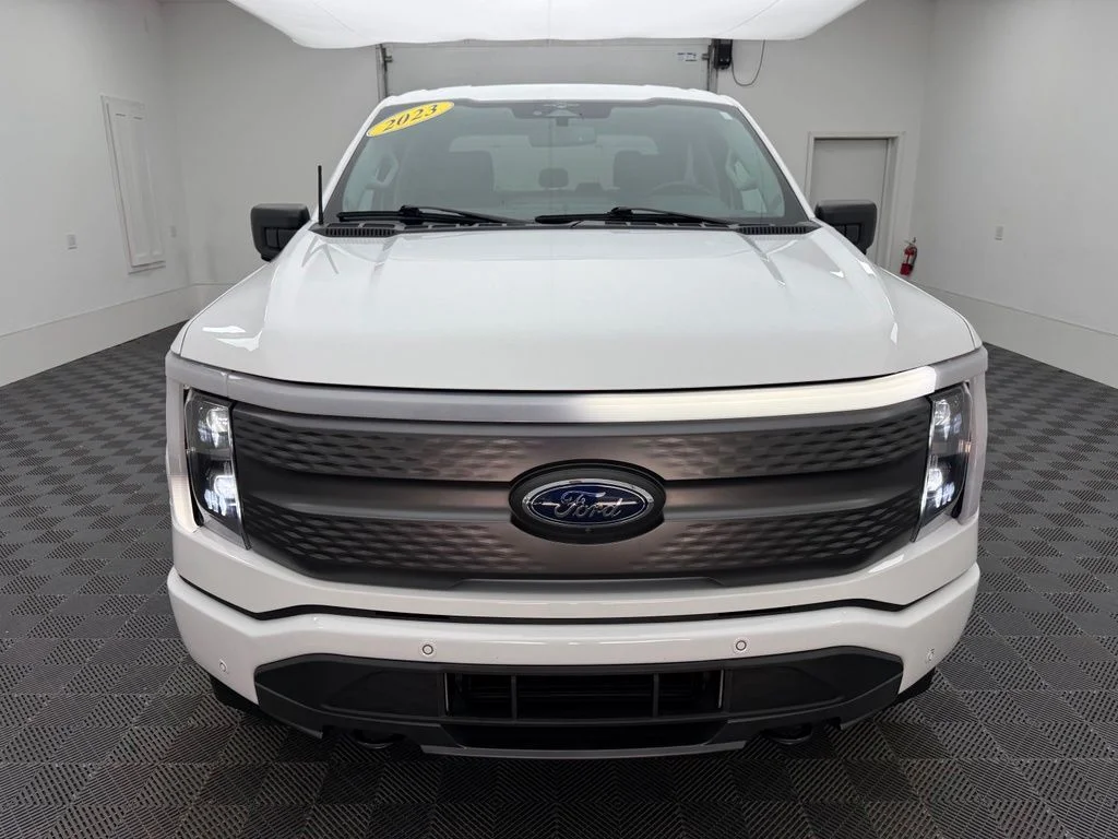Used 2023 White Ford XLT image 14