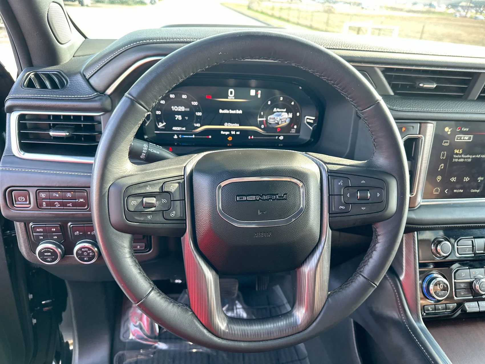 Used 2023 Onyx Black GMC Denali Ultimate image 14