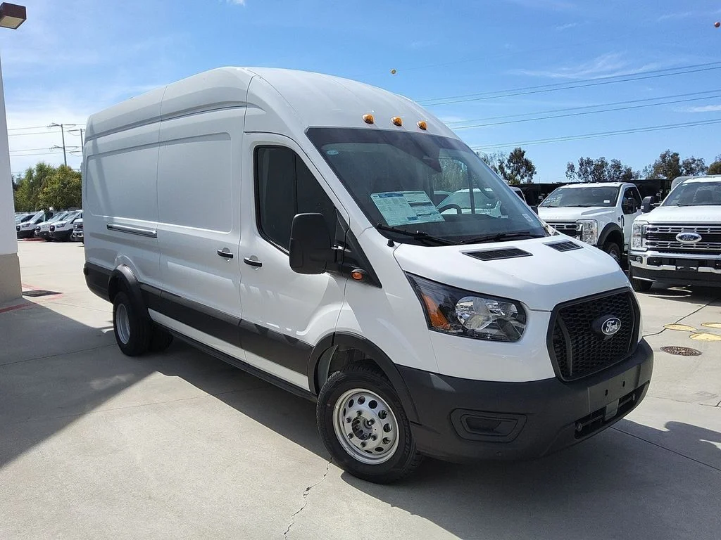New 2026 White Ford Base image 3