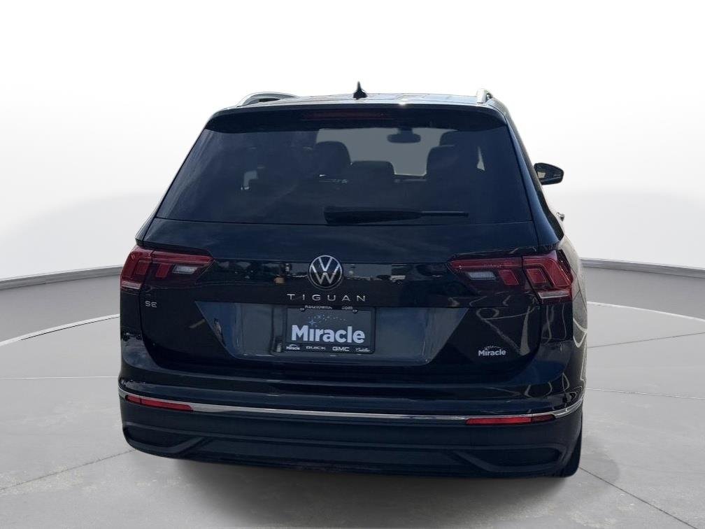Used 2023 Deep Black Pearl Volkswagen SE image 6