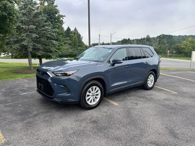 Used 2024 Gray Toyota XLE image 7